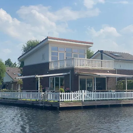 Water Villa Minaro Vinkeveen Exterior photo